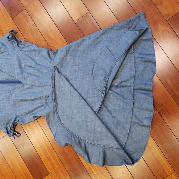 J. Crew Cotton dress, ruffle detail at hem, ties at cap sleeves. Women's 4 - Picture 8 of 11